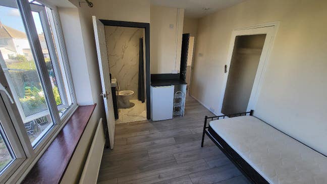 Double Room with En-Suite - All Bills Inc Main Photo
