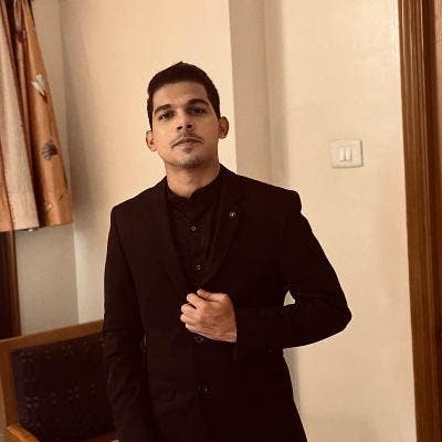 I am looking for a room in London city Main Photo