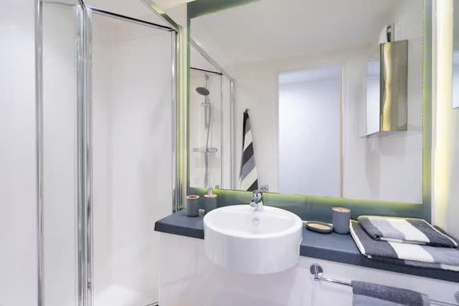 Tenancy Takeover at Hollis Croft £130p/w Main Photo