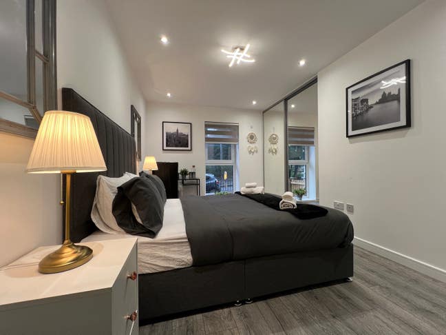 Spacious Double Ensuite in Modern Property Main Photo