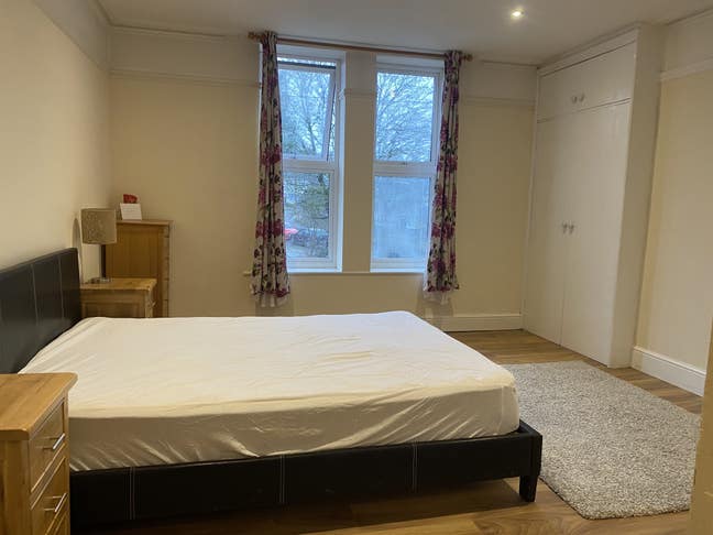 Housemate wanted!  Best location in Andover ! Main Photo