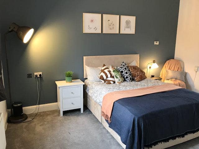 Stunning Double Room Available Right Now.  Main Photo