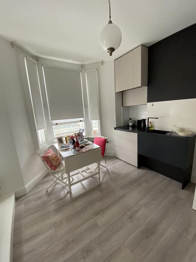Stylish Studio in the Heart of Queen’s Park Main Photo