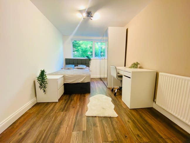 Double rooms 8 Bed Withington House Main Photo