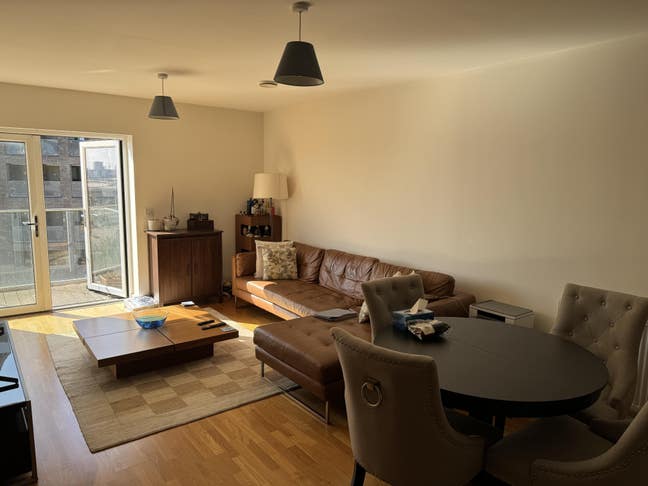 Small Double, Private Bathroom, Cleaner, Bills Main Photo