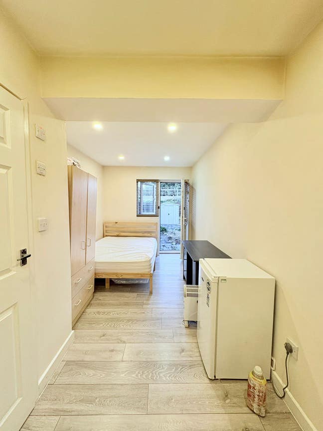 Lovely studio for rent in the heart of West London Main Photo