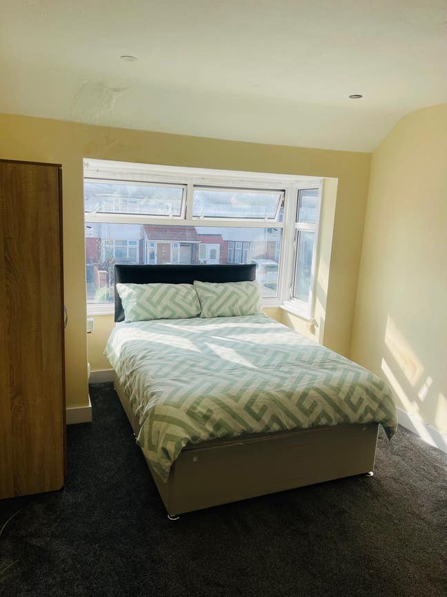 Elegant Double Room - TW5  Main Photo