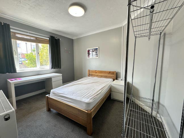 Room available in Derby  Main Photo