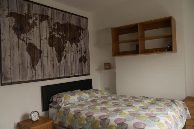 Great furnished double room 10mins from uni Main Photo