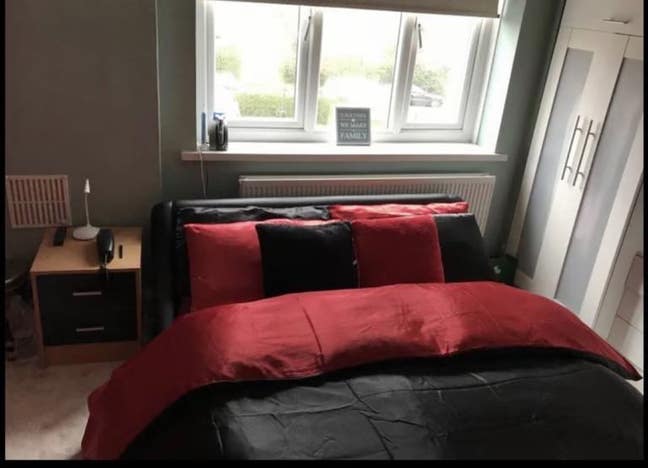 Double Room Available  CR0 6HW–All Bills Included Main Photo
