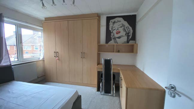 Move-In Ready! Freshly Refurbished Room for £900 Main Photo