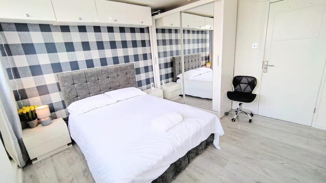 Clean 2 Bedrooms Flat in Near Canning Town Station Main Photo