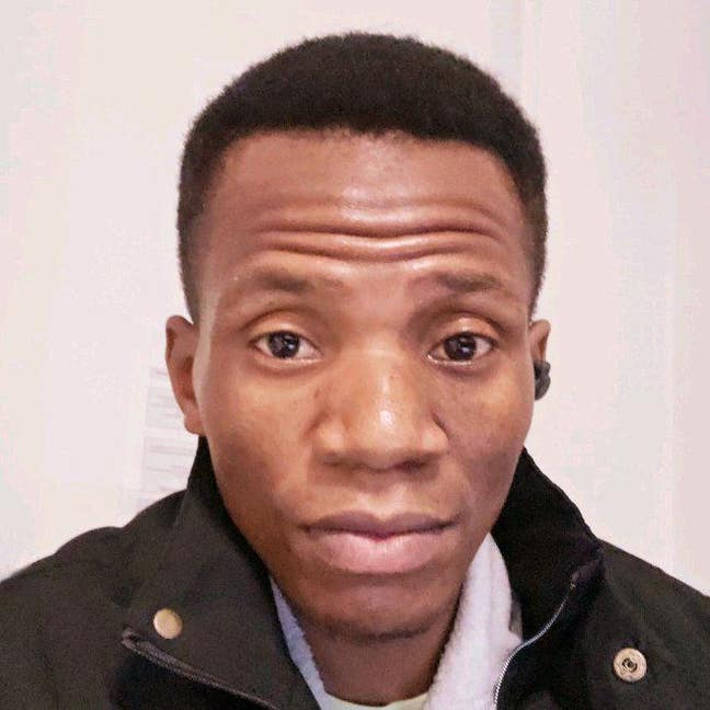 I am a professional male aged 30. I am lookin... Main Photo