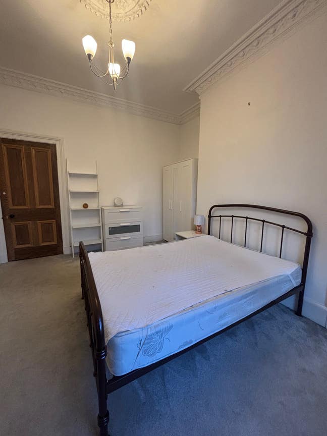 Room for rent  Main Photo