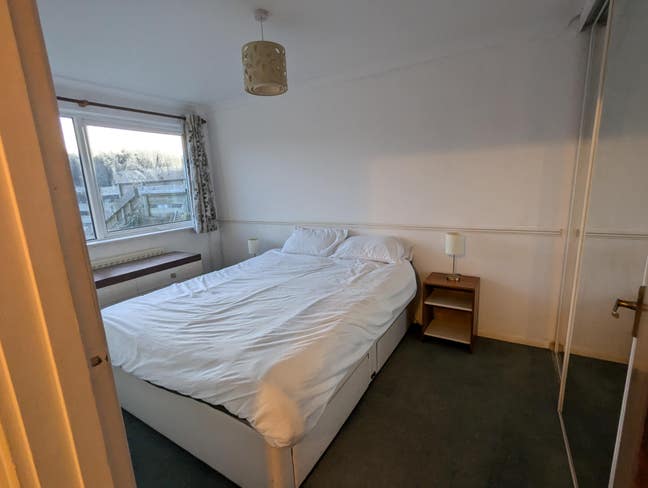 Large double room in Ilfracombe  Main Photo