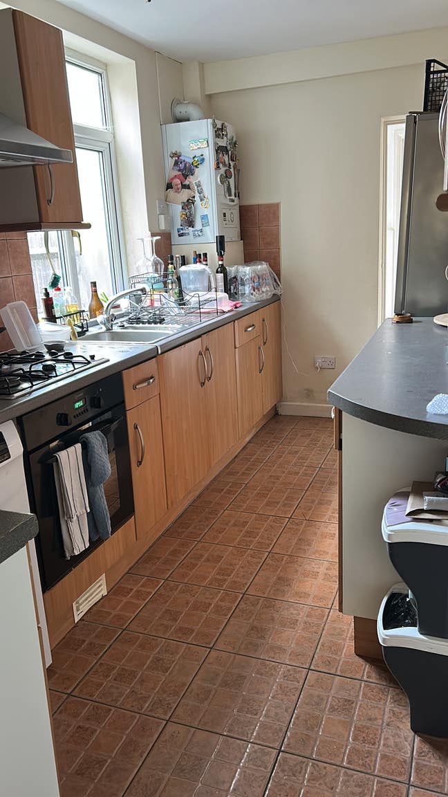 Small double room, great location Main Photo