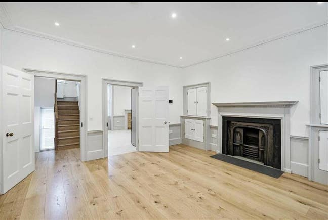 3 Bedroom Home Fitztrovia  Main Photo