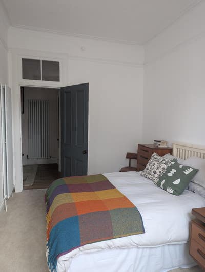 Dennistoun Double Room in Victorian Tenement  Main Photo