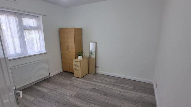 Double room in East Ham, £800/month (bills incl) Main Photo