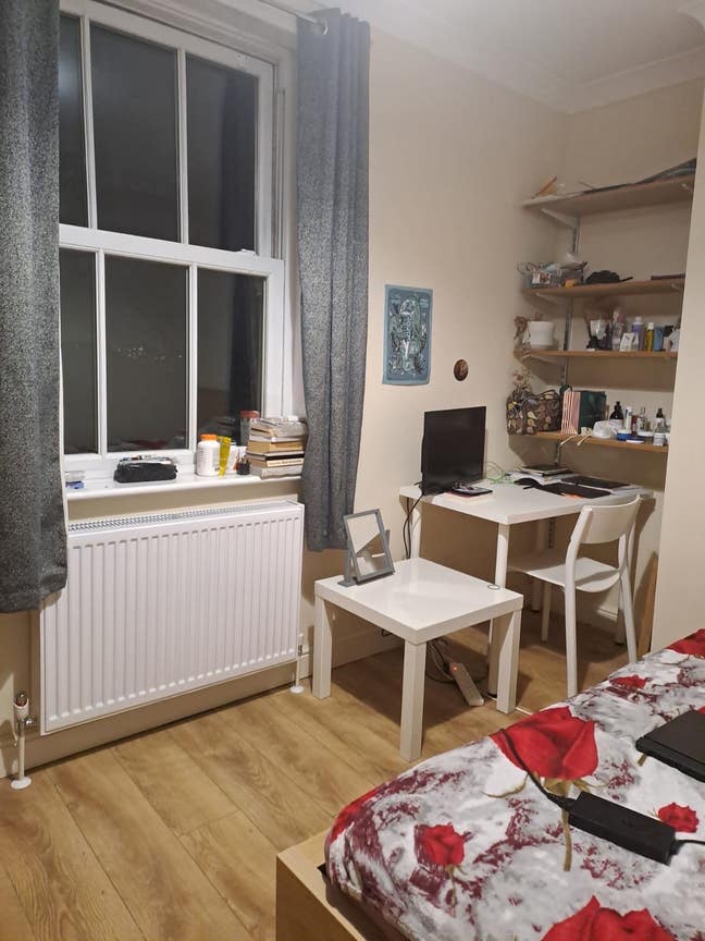 New - Double room all bills included  Main Photo