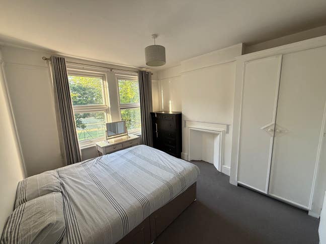 Spacious Double Room   Main Photo