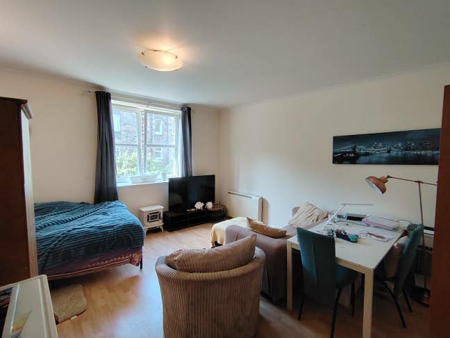 All bills included extra large double room Main Photo