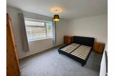 2 Bed Flat: Room available to rent in Birmingham Main Photo