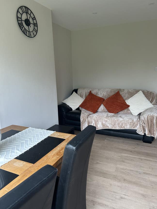 1  double room for rent  Main Photo