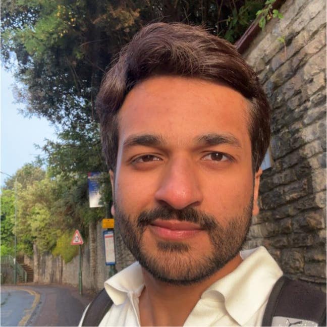 Professional Male seeks a single or double room Main Photo