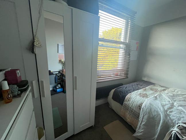  Double Room in Luxury House Available Now Main Photo