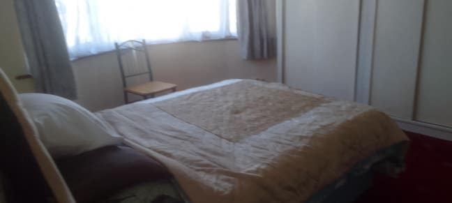 Spacious room Main Photo