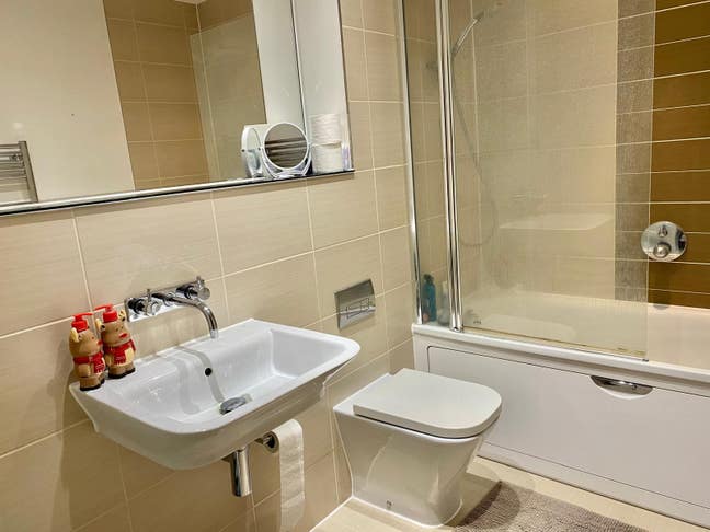 Spacious Double Bedroom in high wycombe Main Photo
