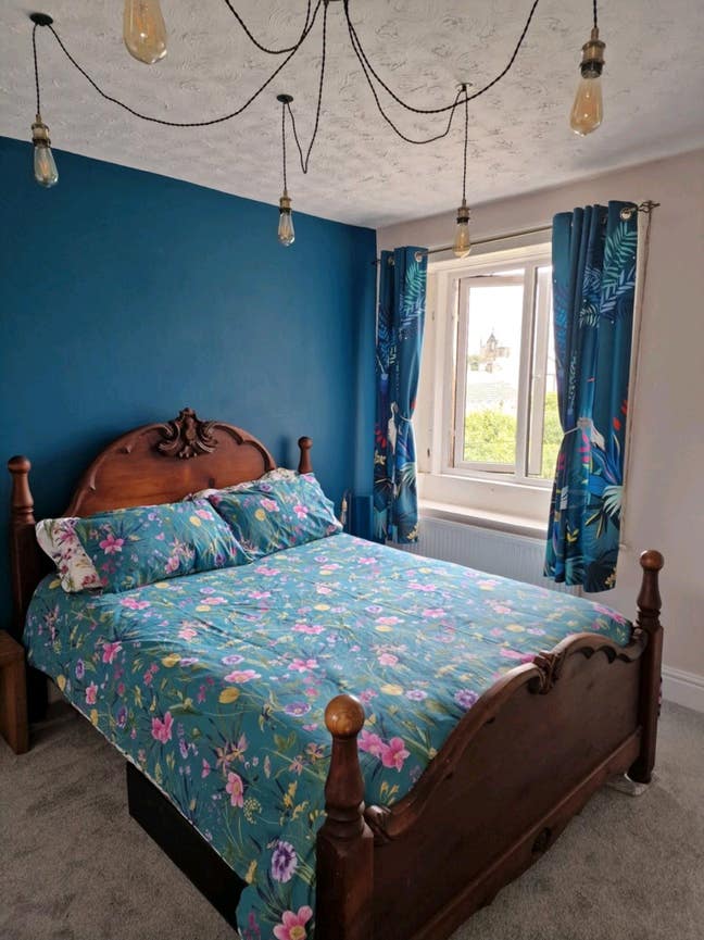 Double room with en suite bathroom Main Photo