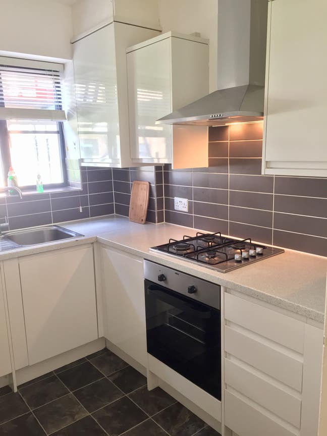 Large double room in 2-bed flat in Union Street Main Photo