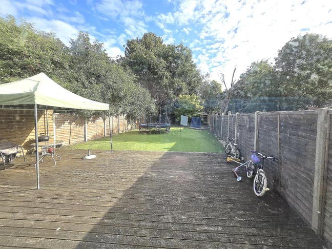 🏡 SPACIOUS Double Room Available in Bexley! 🏡 Main Photo