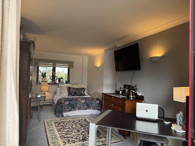 Chelsea Harbour – Stylish Room with Panoramic Vie Main Photo