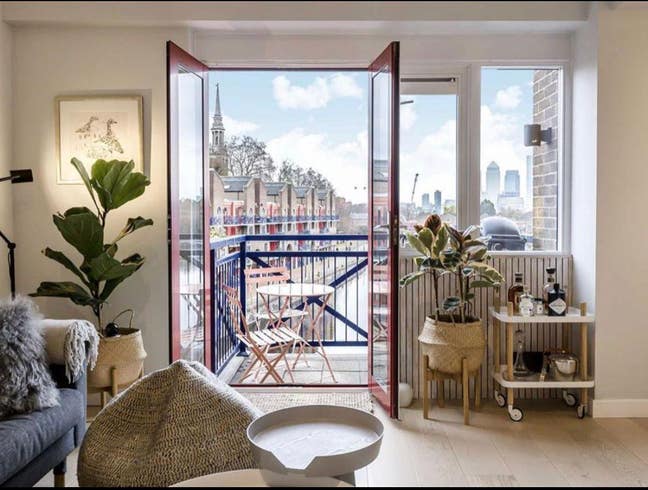 Sublet in Wapping Main Photo