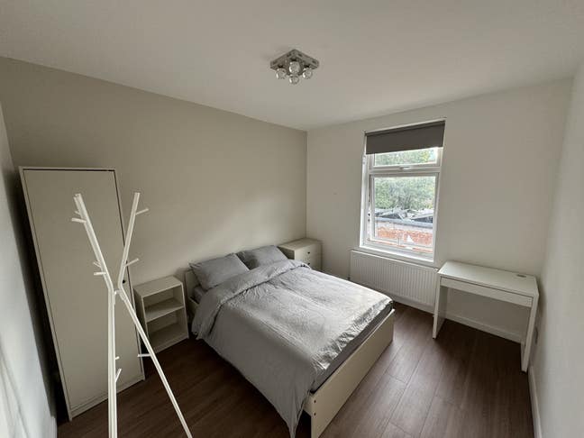 Brand new bills included double room in LE2 1DP Main Photo