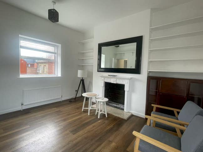 Modern One bed apartment in Bethnal Green Main Photo