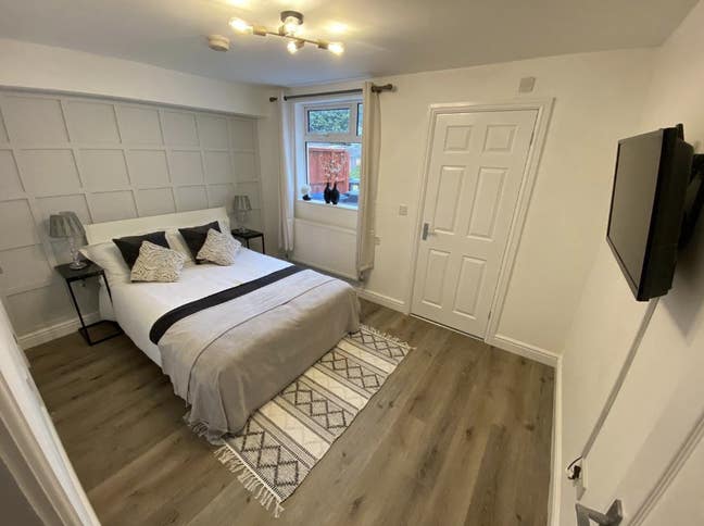 Double En-suite Room In Barwell Main Photo