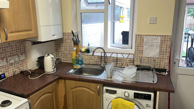 Lovely house, well kept. Main Photo