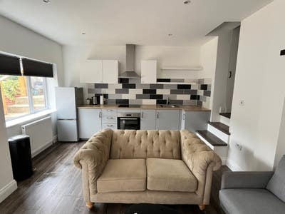 1 bed flat in a quiet location  Main Photo