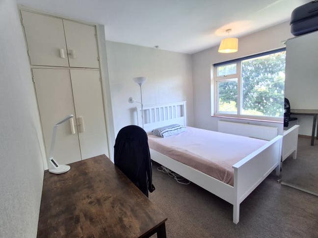 Double room close to town centre - bills included Main Photo