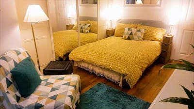 Stylish Double Room Next to Beaches & Town Centre Main Photo