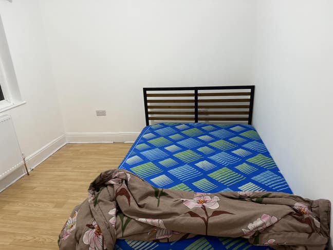 Room to rent Main Photo