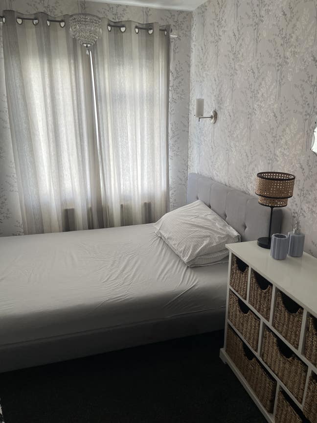 Double room in hitchin  Main Photo