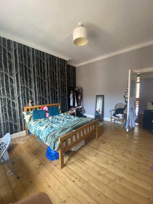 Double Room to rent Dennistoun! Main Photo