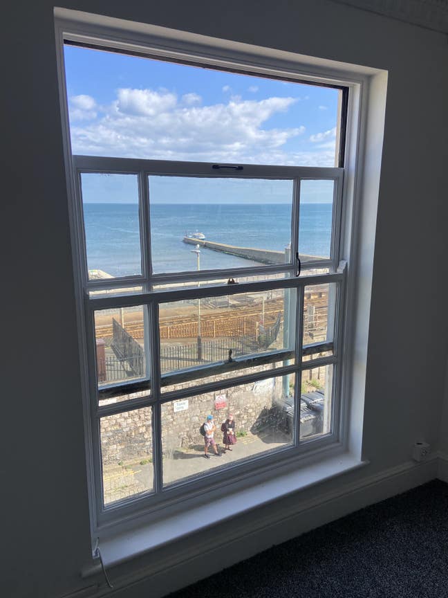 Sea view Flat Main Photo