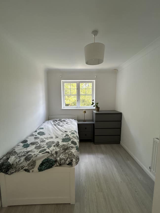 Spacious room to rent in Rayleigh – Newly Refurb Main Photo
