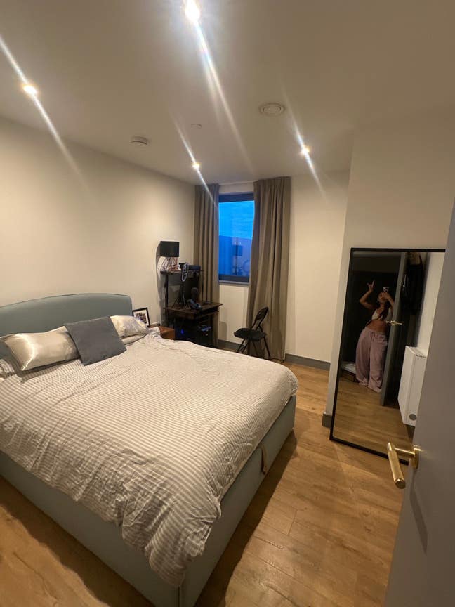 Looking for my new bestie to share my flat Main Photo